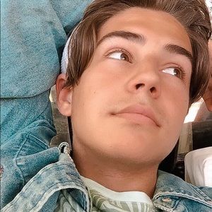 Meet your Posher, Gabe